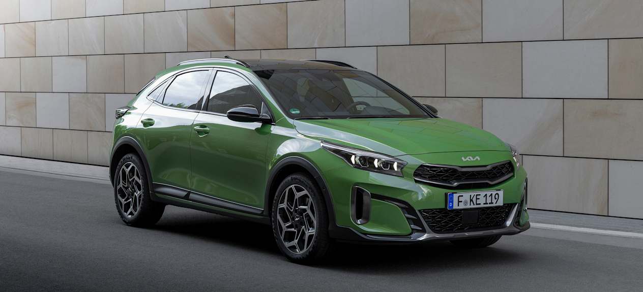 Kia Xceed 2022 GT Line : Profil est trois quart avant droit
