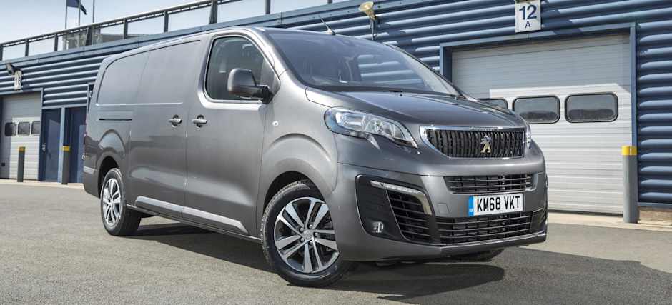 Peugeot Celebrates Another Win For The Expert Van At The 2018