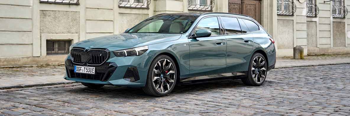 BMW I5 Touring parked 