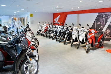 Honda top shine showroom