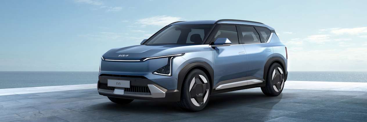 Kia EV5 2024 : trois quarts avant gauche