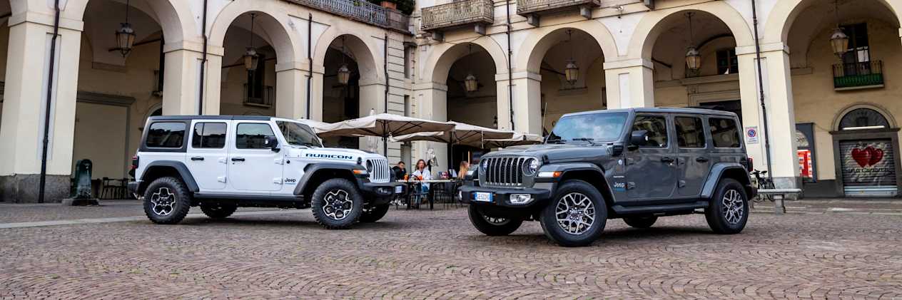 Jeep Wrangler 4xe 2022 : Rubicon et Sahara en ville