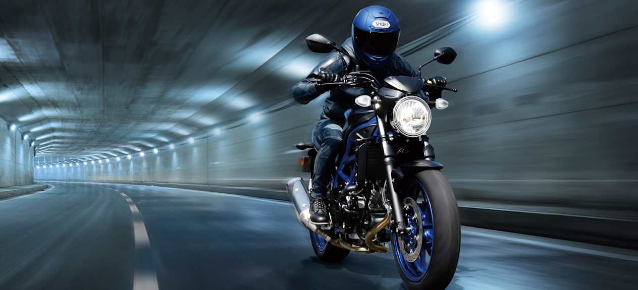 Suzuki SV650 face avant