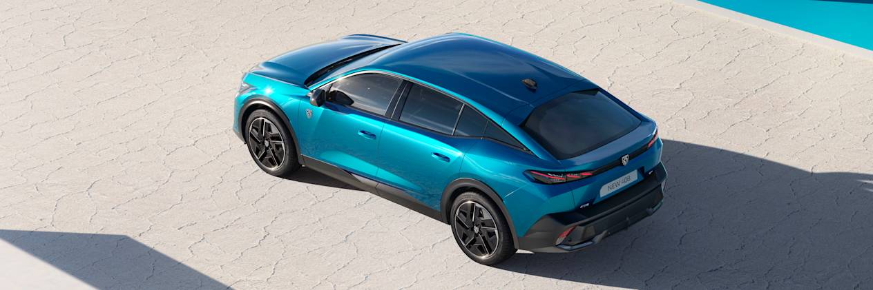Nouvelle Peugeot 408 : Trois quart arrière en vue plongeante