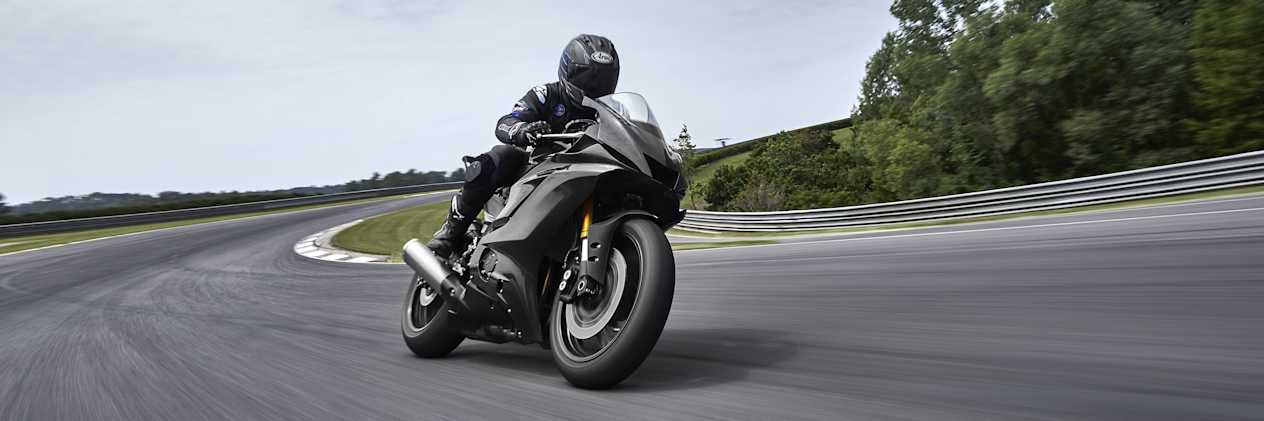 Yamaha R6 Race sur circuit