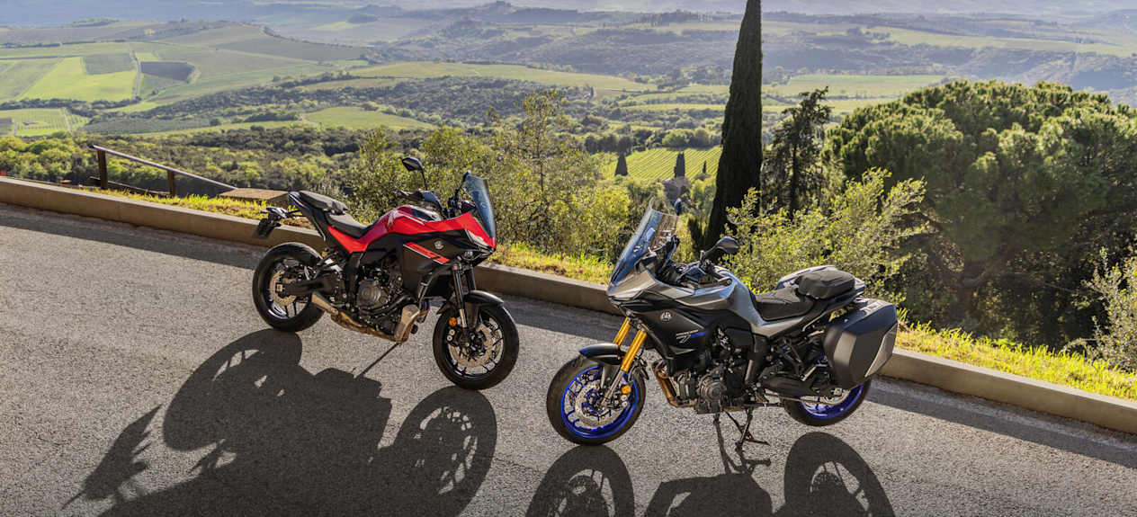 Yamaha Tracer 7 et Tracer 7 GT sur béquille