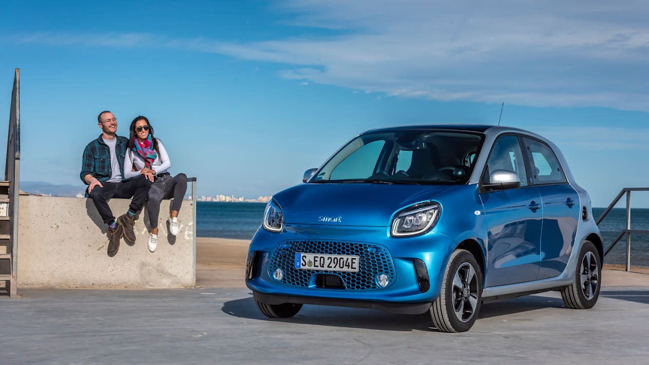 smart forfour en bord de mer
