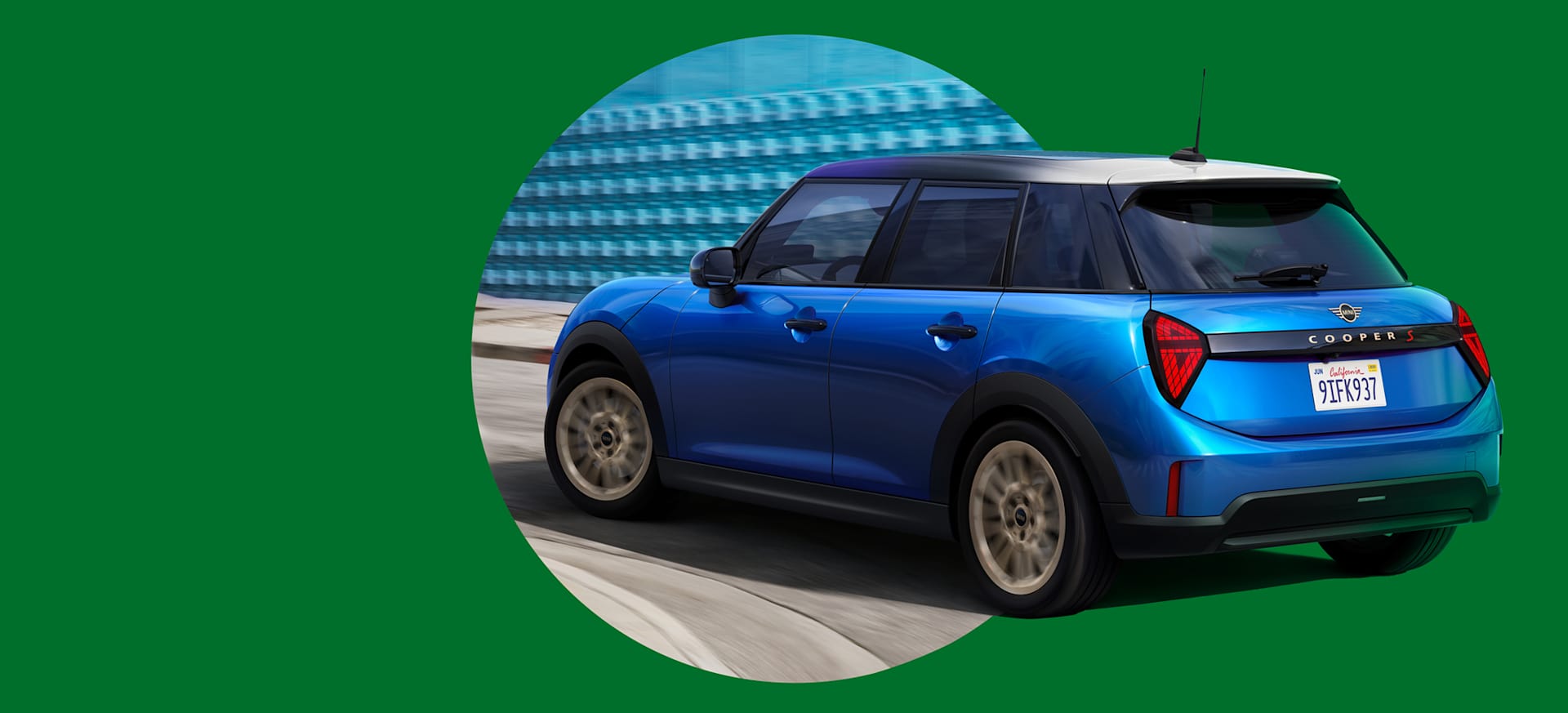 THE NEW MINI COOPER 5-DOOR.
