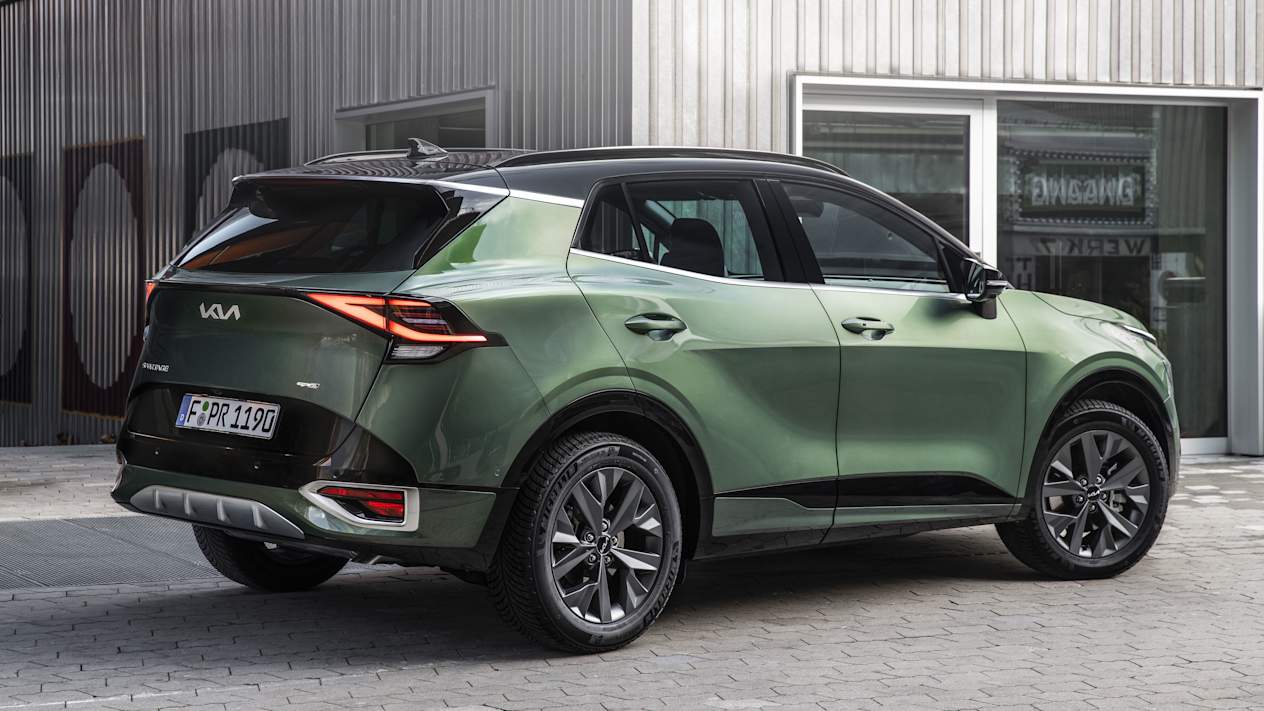 Kia Sportage 2022 : Trois quart arrière vert