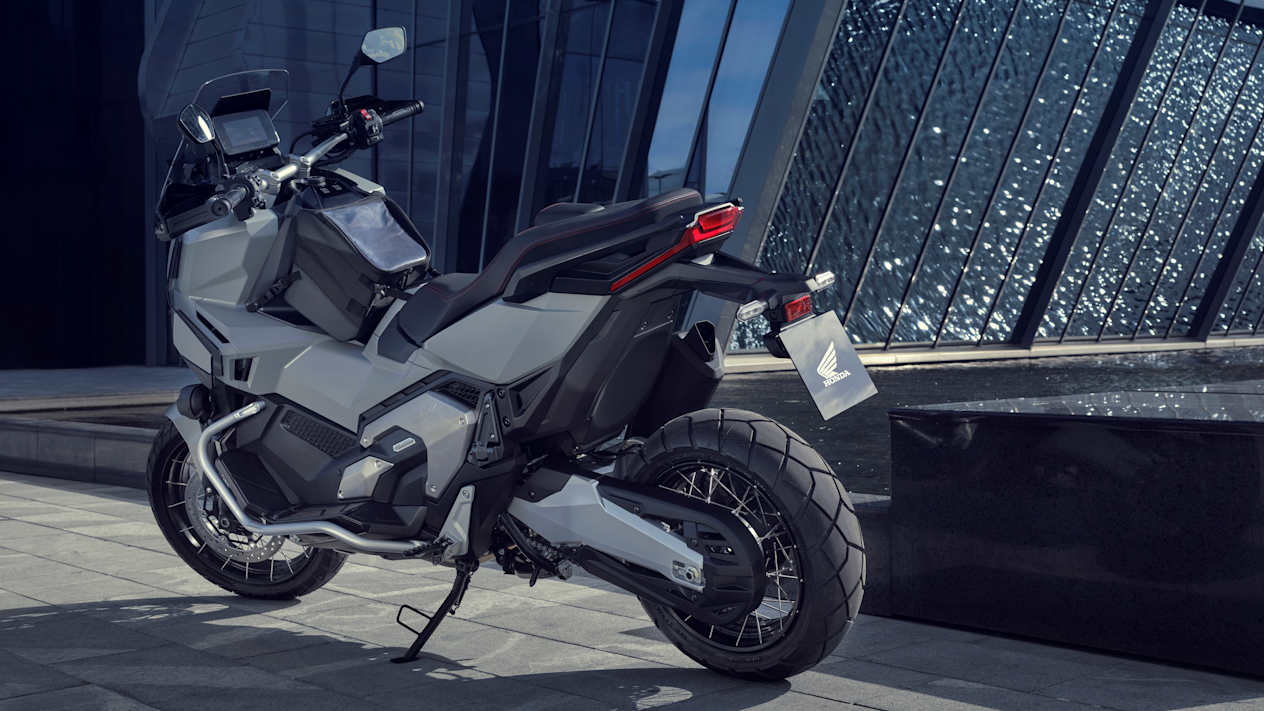 Honda X-ADV 2025 : vue arrière