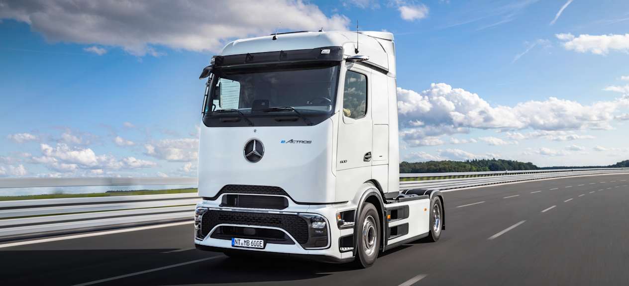 Mercedes eActros 600 tracteur de semi-remorque