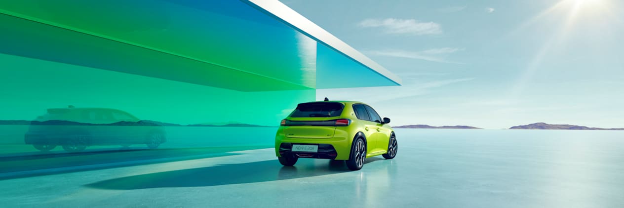 Peugeot 208 2023 : trois quarts arrière droit