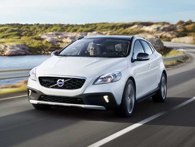 Volvo V40 Is Uk S Safest Used Car Helston Garages Volvo