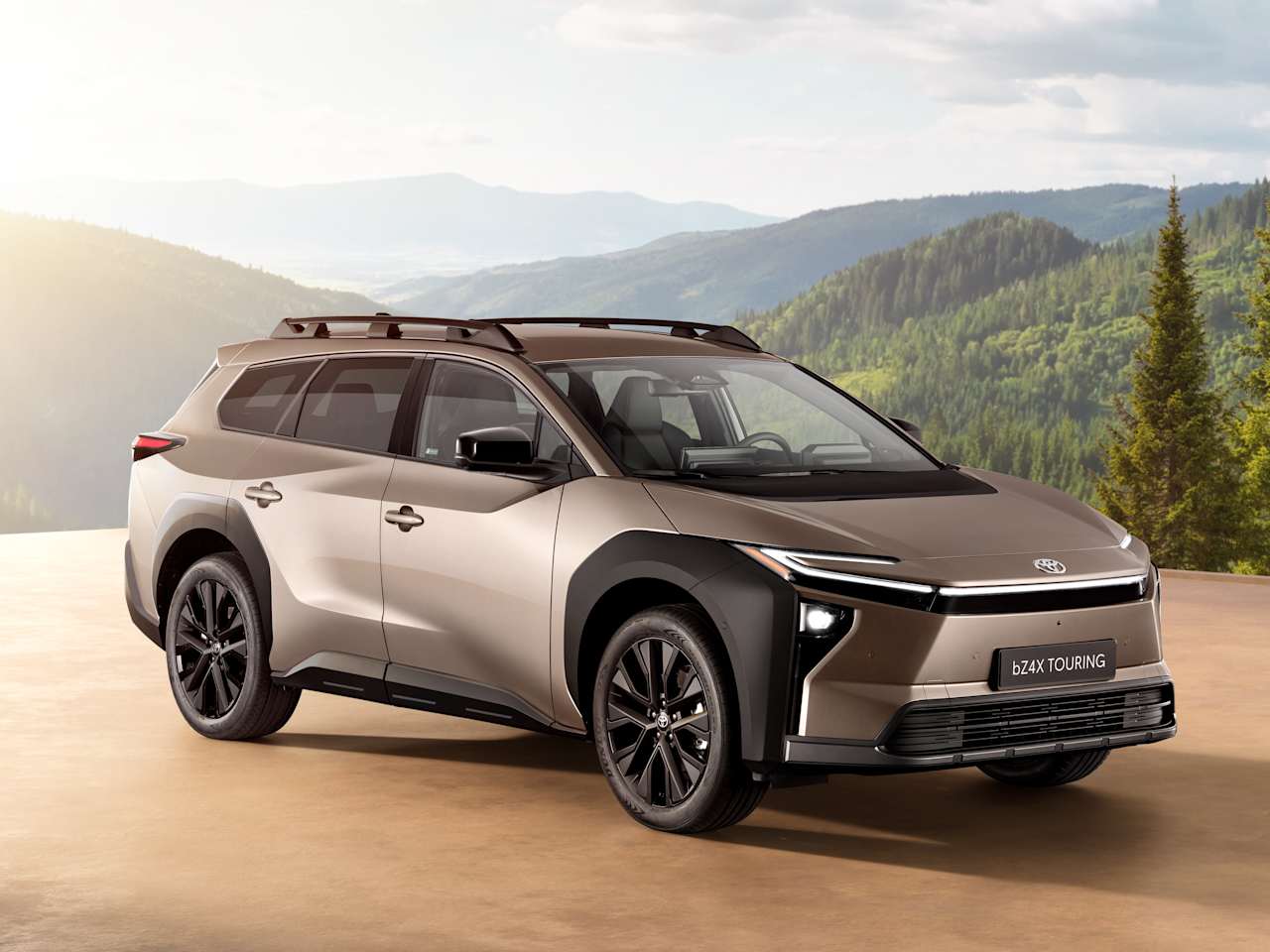 Toyota bZ4X Touring : Le Crossover électrique familial 