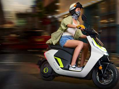 AE6 | Dorset |Destination Motorcycles Zeeho