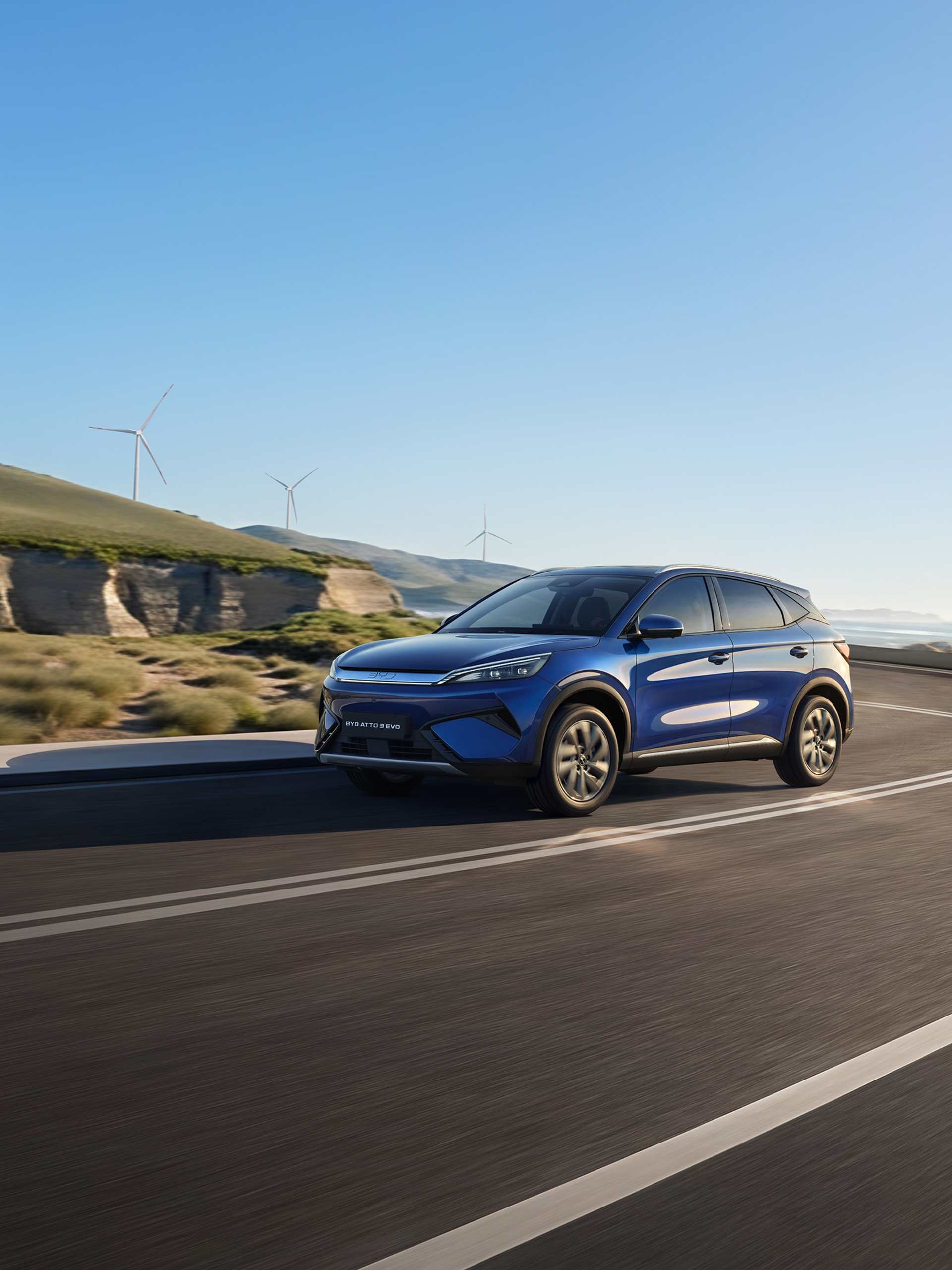 BYD Atto 3 EVO driving