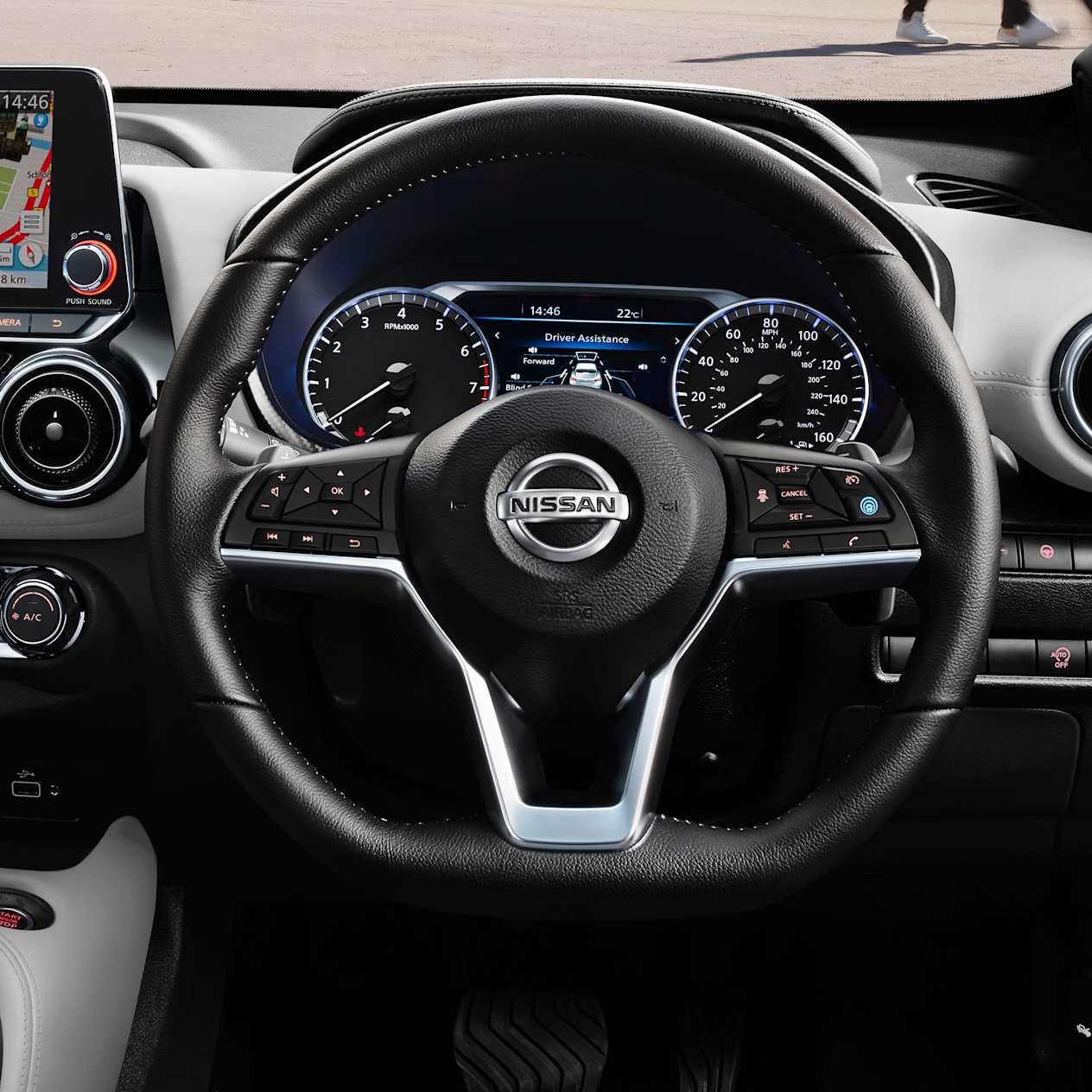 Nissan Juke Interior 