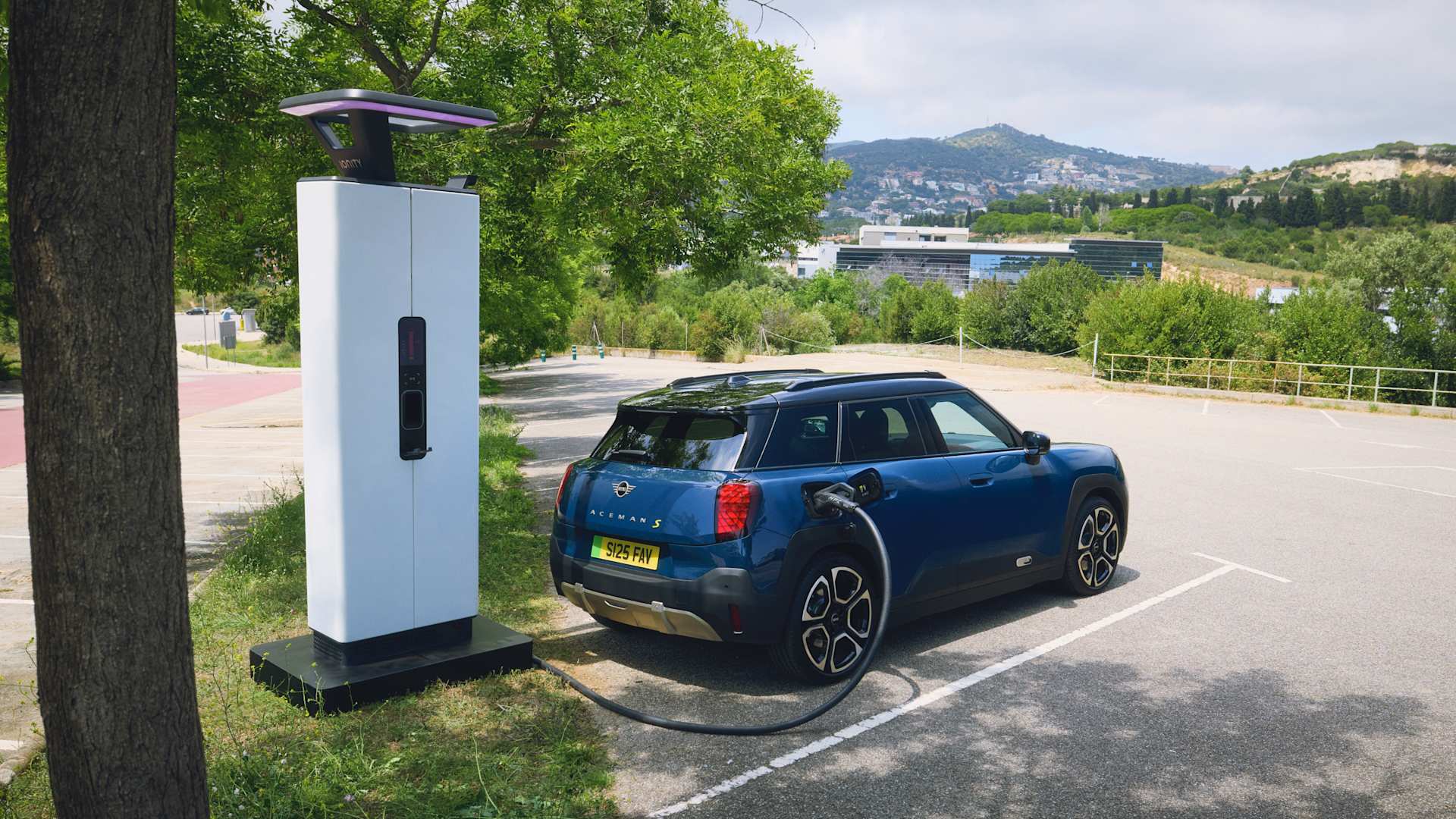 5 years of free servicing at Barretts Kent