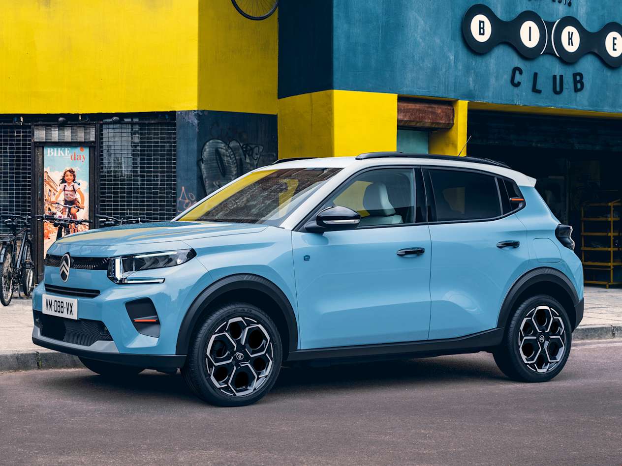 Citroën C3 2024 finition You : trois quarts avant gauche statique