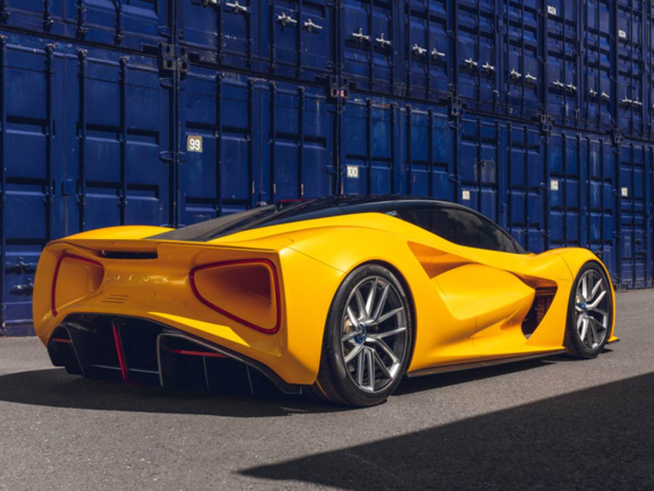 Lotus Evija : La plus Puissante du Monde 