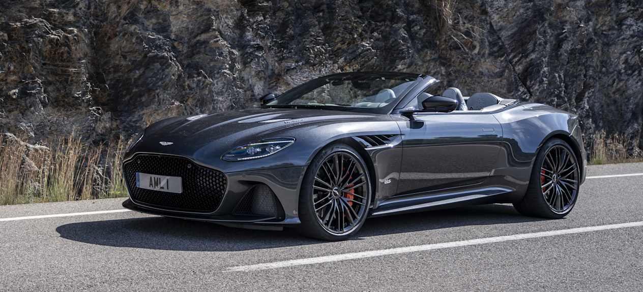 Aston Martin DBS Volante : Trois quart avant capote ouverte