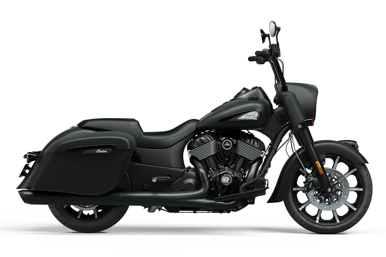 Indian Springfield Dark Horse 2024 Black Smoke : profil droit