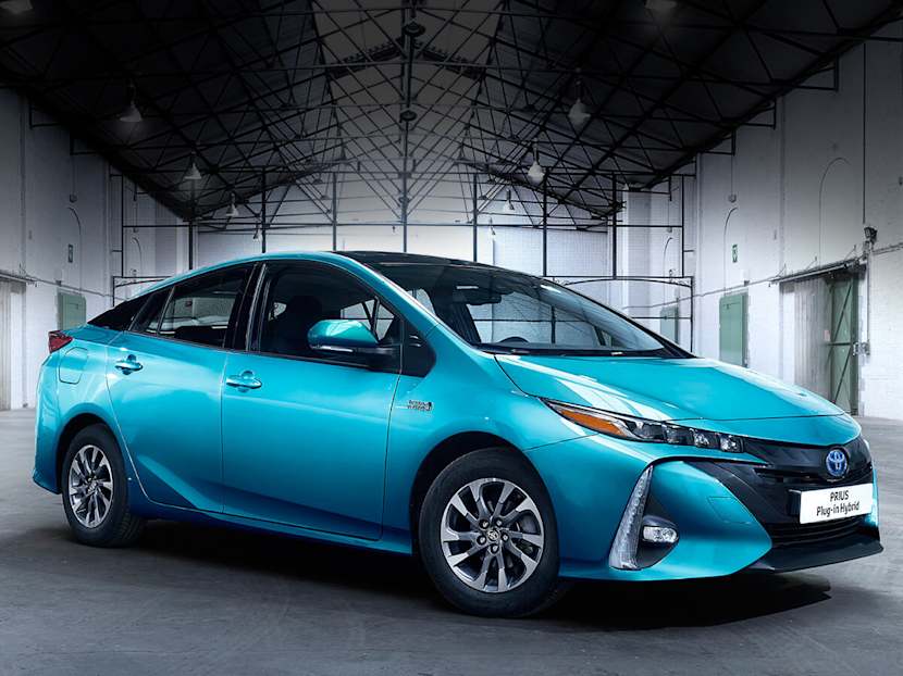 New Toyota Prius Plug In East Sussex West Sussex Yeomans Toyota