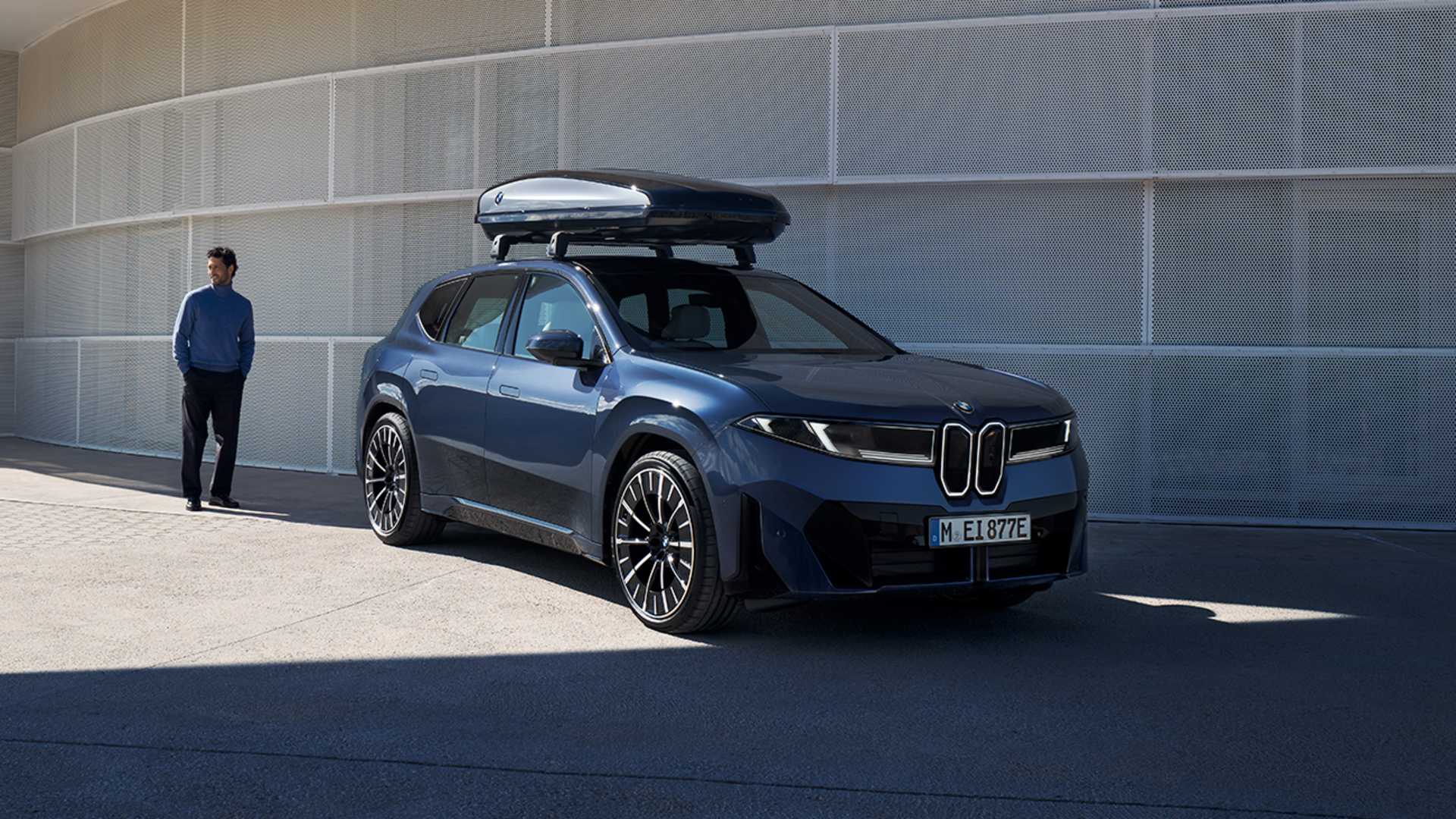 THE BMW iX3 HAS ARRIVED.