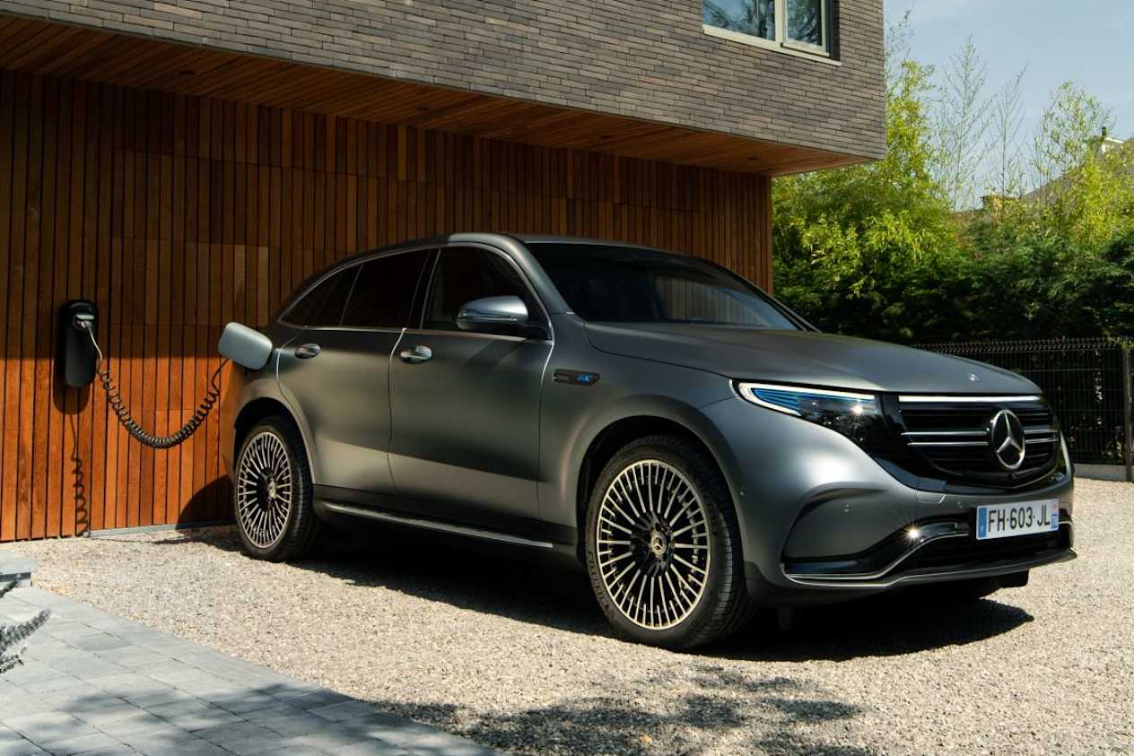 EQC de Mercedes-EQ en recharge