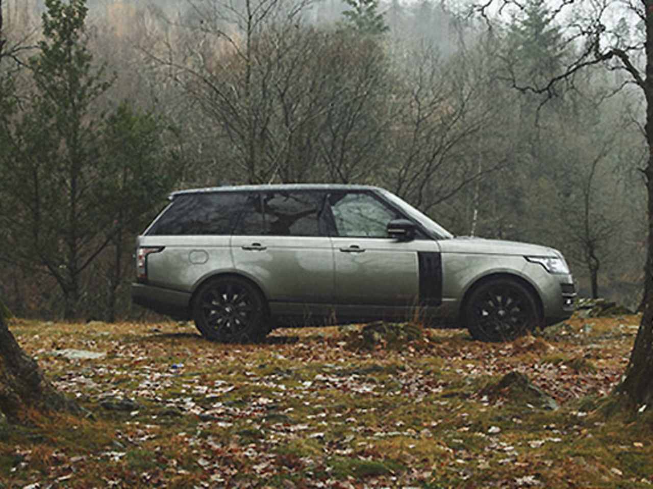 #HIBERNOT 2017 LAUNCH</br>PENTLAND LAND ROVER
