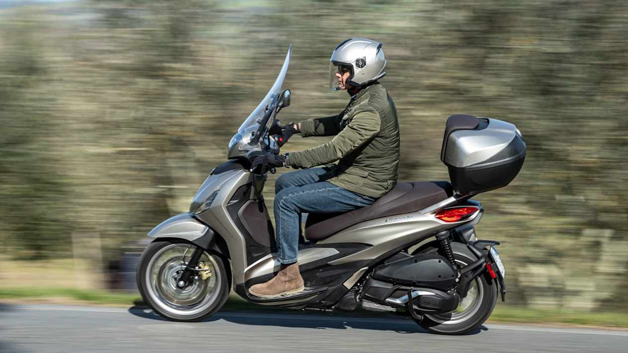 Piaggio Beverly profil