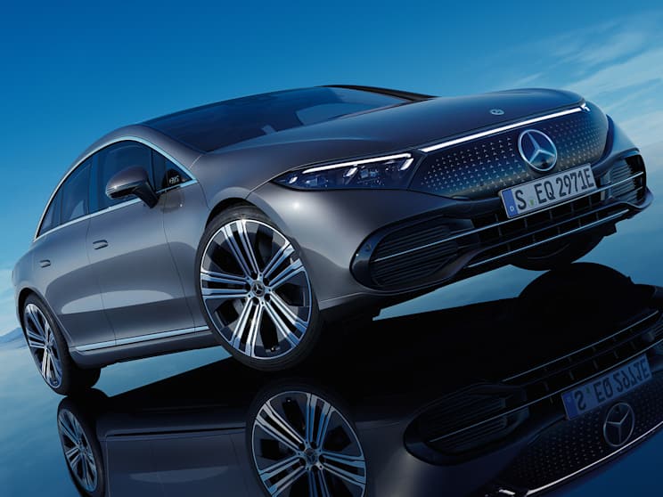 New electric outlet mercedes eqs