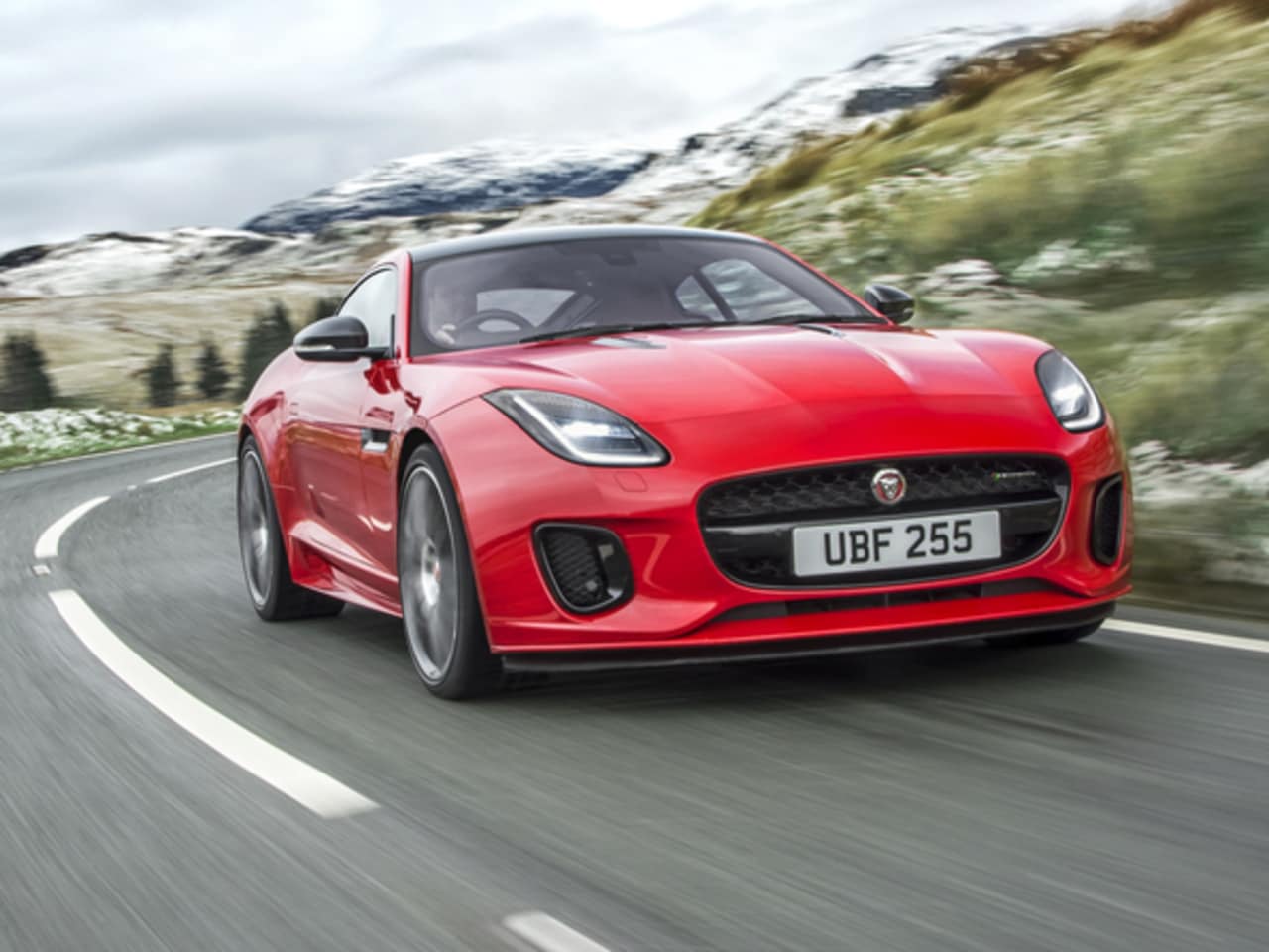 The all new F-Type 300PS 2.0-litre turbocharged engine 