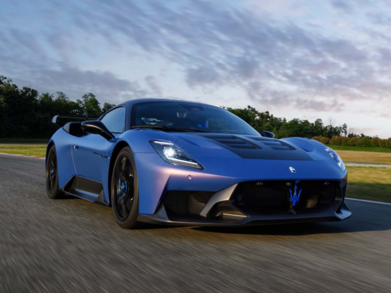 Maserati GT2 Stradale : Du Circuit à la Route