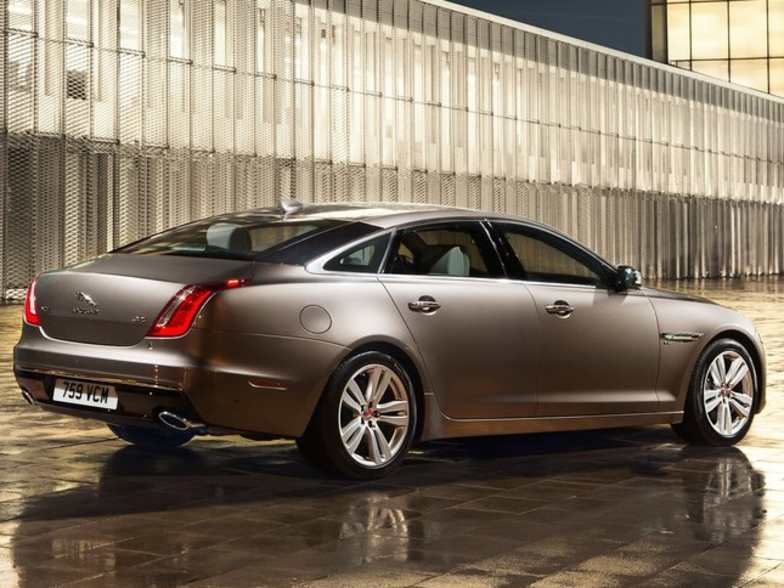 New Jaguar Xj Offers Charles Hurst
