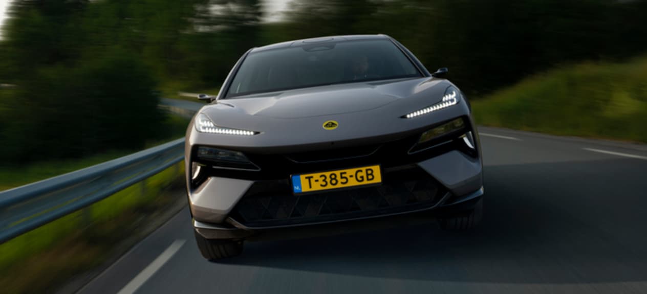 Lotus Eletre : Face avant