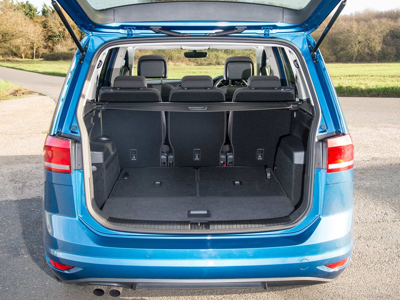 Vw Touran Deals New Vw Finance Offers In Aberdeen Kirkcaldy