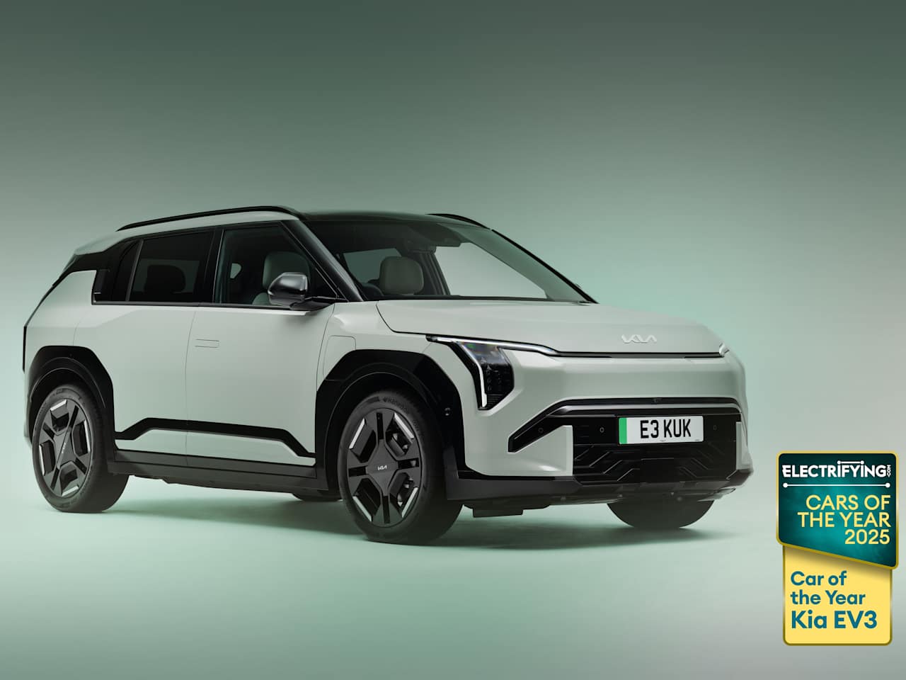 Kia EV3 Electrifies the Competition as 2025 Car of the Year at Electrifying.com Awards