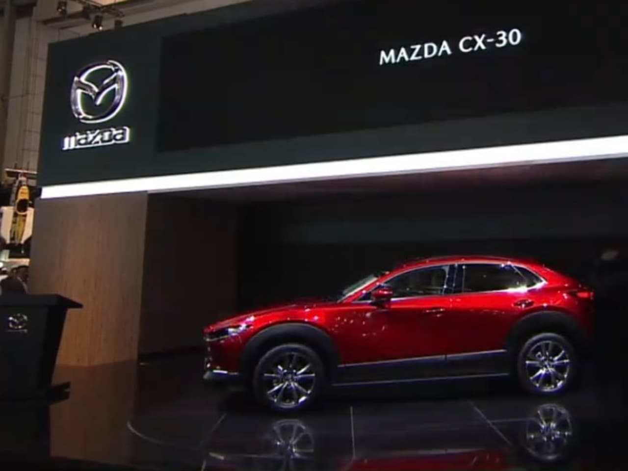 Mazda unveils Mazda CX-30 Compact Crossover SUV at Geneva