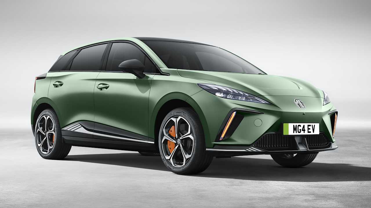 MG4 XPower-Racing Green-£4,500 discount
