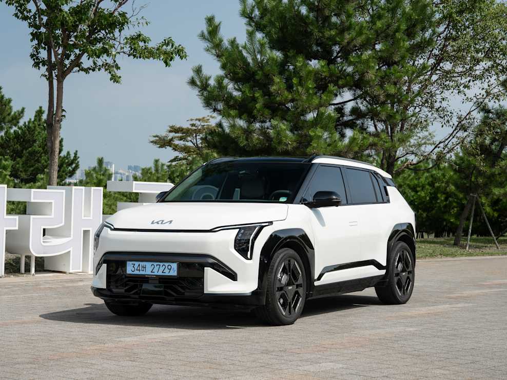 Kia EV3 exterior
