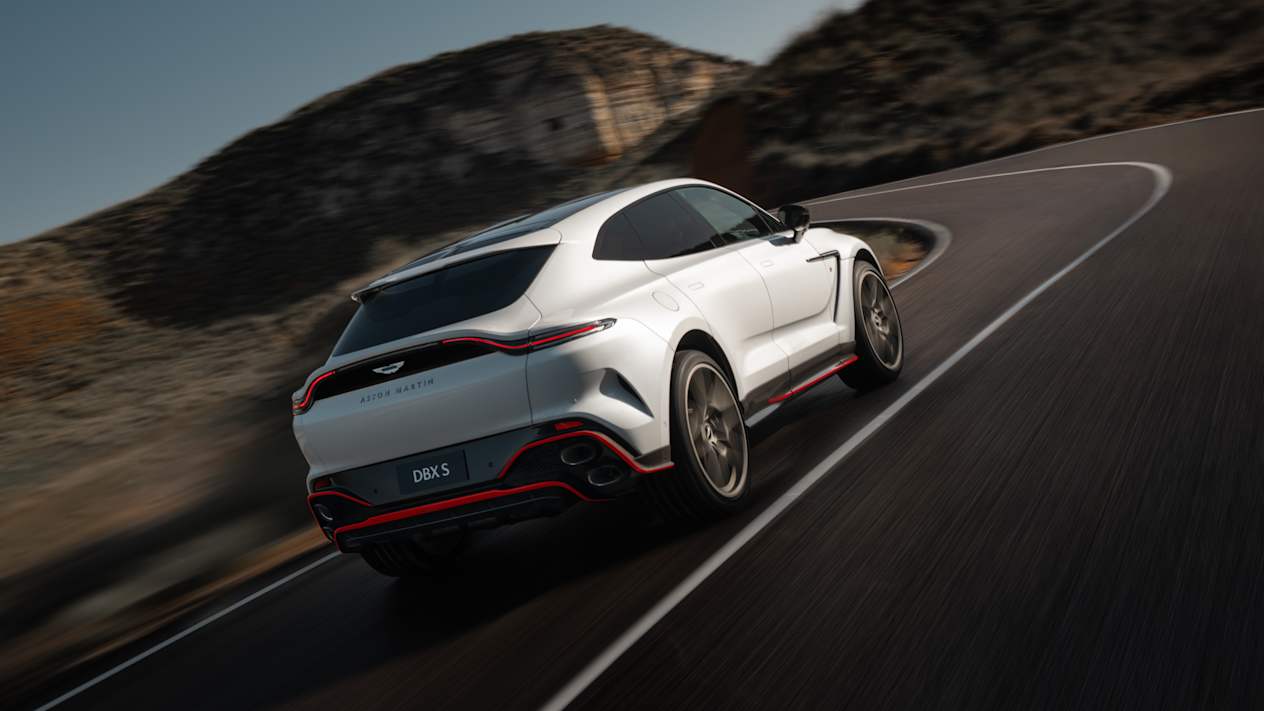 Aston martin DBX S : sur route
