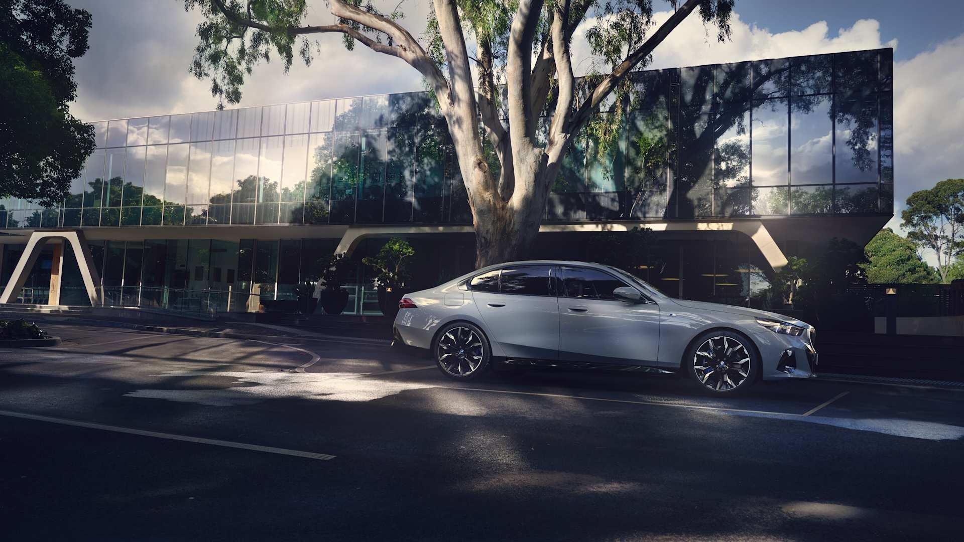 BMW HOMEPAGE BANNER