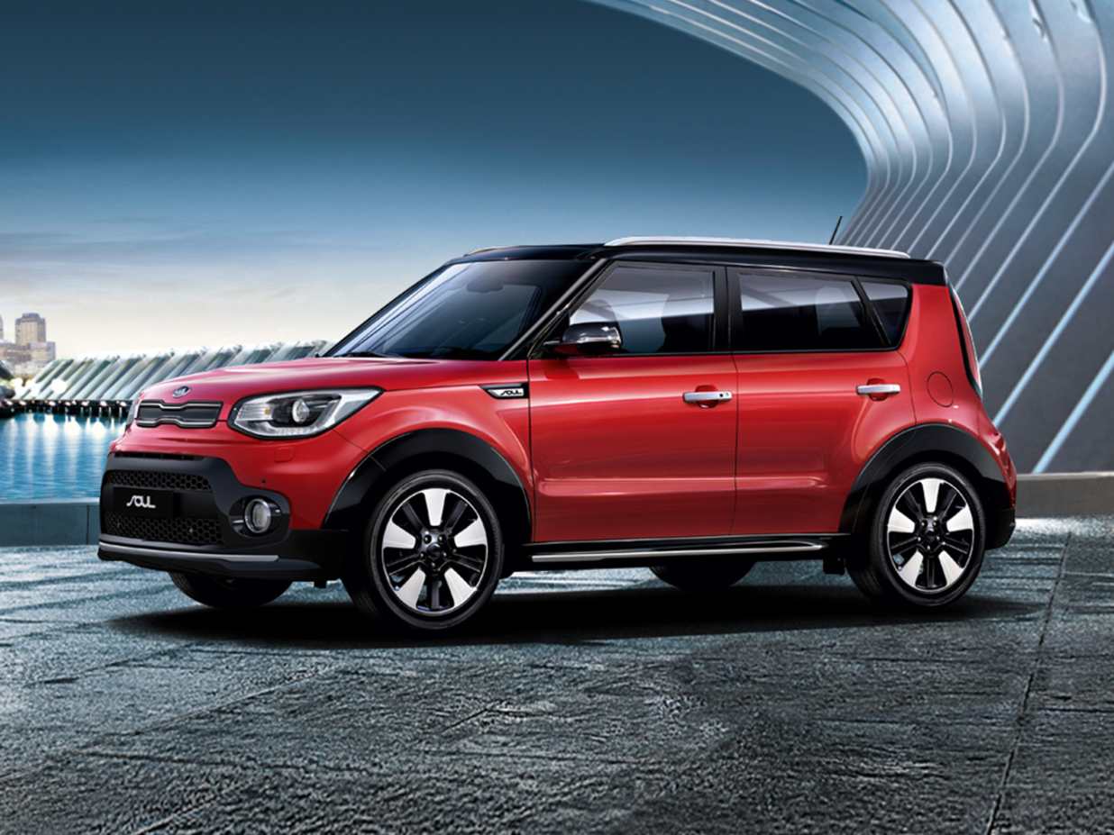Kia Soul: Heated steering wheel (if equipped) Kia Soul: Heated steering wheel (if equipped)