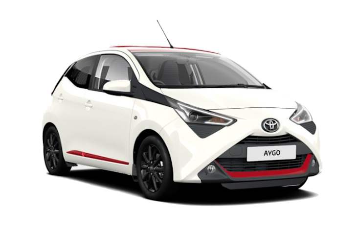 Toyota Dealer Greater Manchester Lancashire West Yorkshire Rrg Toyota