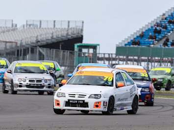 MG Trophy racing at Oulton Park