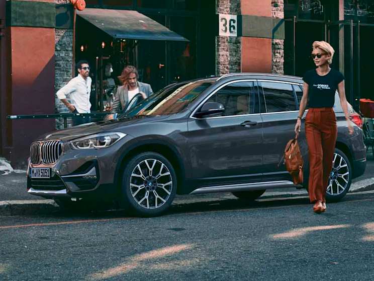 Bmw Pakistan Bmw Cars Combine Luxury With Performance Bmw Pakistan Bmw Cars Combine Luxury With Performance