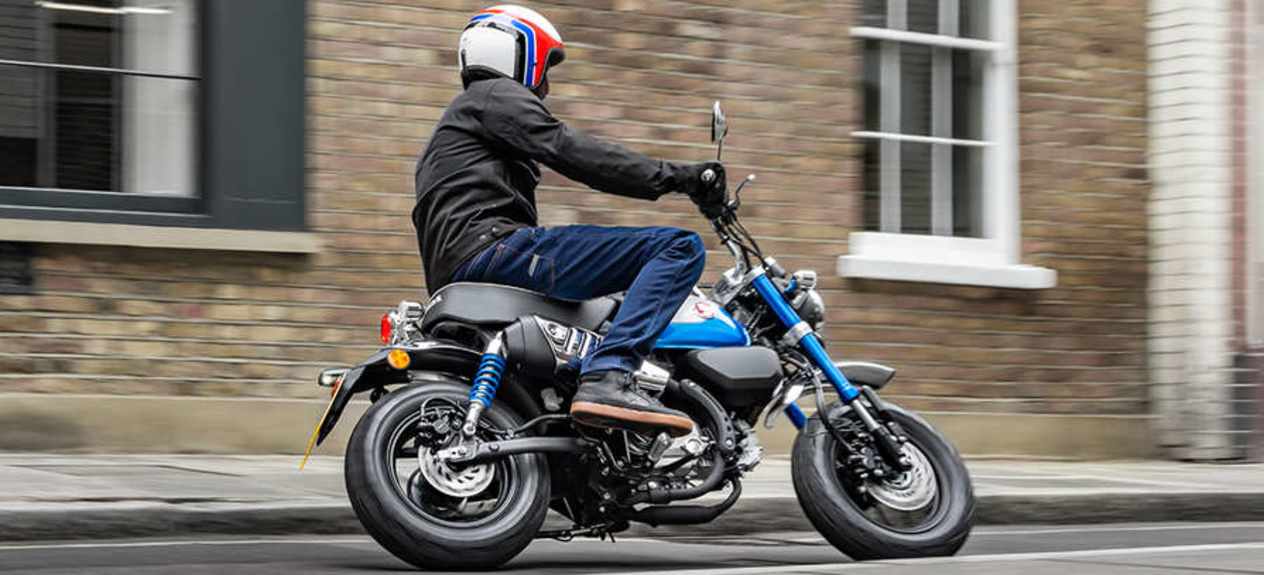 Honda Monkey face arrière