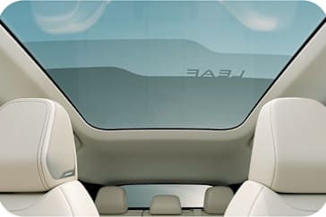 Nissan LEAF Dimming Panoramic Roof