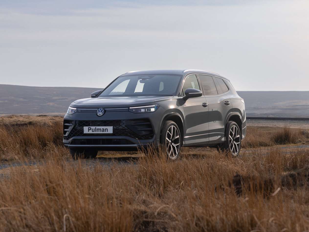 2025 volkswagen tayron front view
